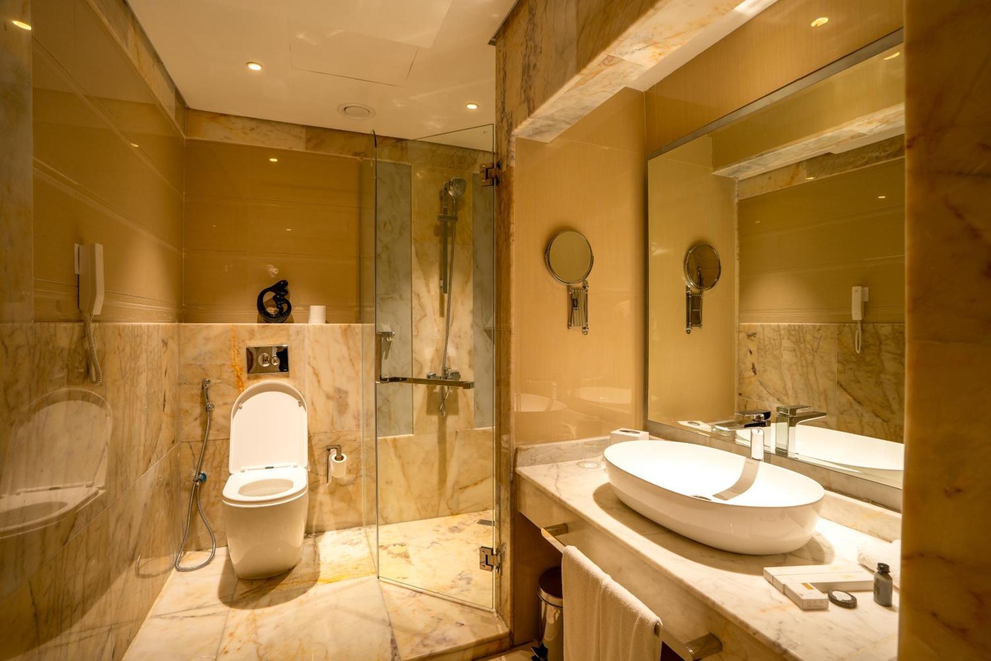 La Zona Continental Hotel 4*